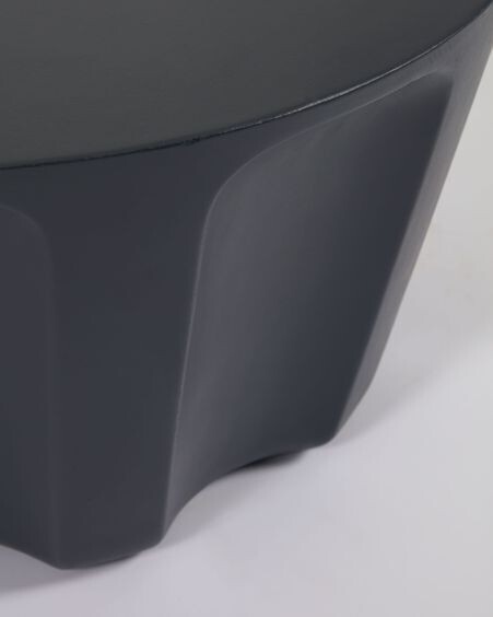 Mesa de centro redonda de exterior Vilandra de cemento con acabado negro Ø 60 cm