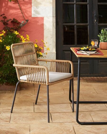 Silla Samanta de cuerda beige y patas de acero galvanizado