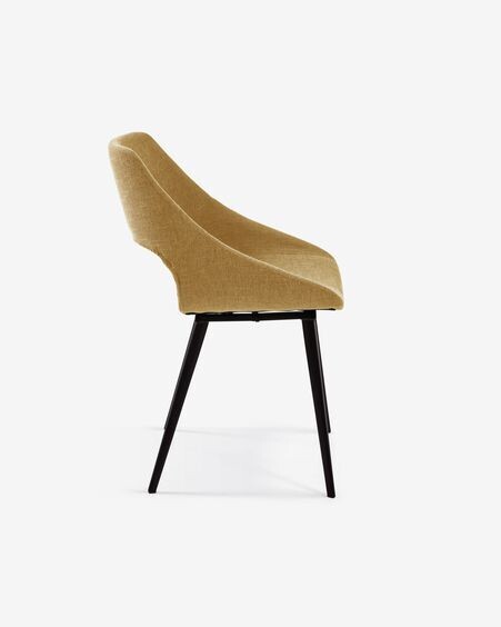Silla Hest mostaza y patas de acero con acabado negro