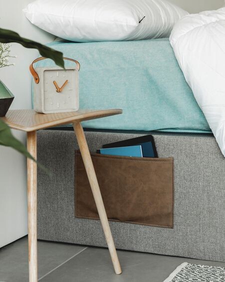 Canapé abatible Matters beige 150 x 190 cm