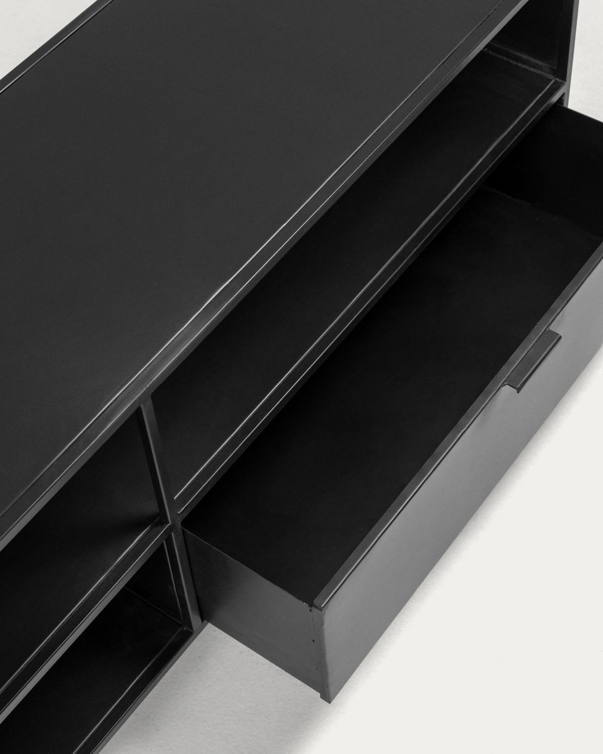 Mueble TV Shantay 1 puerta y 1 cajón de metal con acabado pintado negro 150 x 50 cm