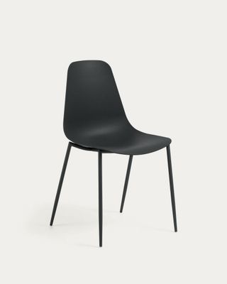 Silla Whatts con patas de acero con acabado negro Silla Whatts con patas de acero con acabado negro