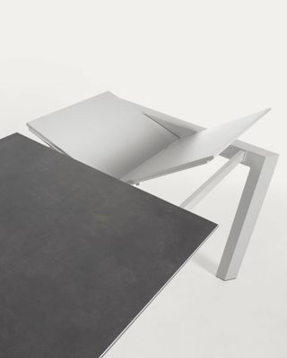 Mesa extensible Axis porcelánico acabado Vulcano Roca patas gris 160 (220) cm