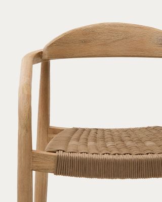 Silla apilable Nina de madera maciza de acacia y cuerda beige FSC 100%