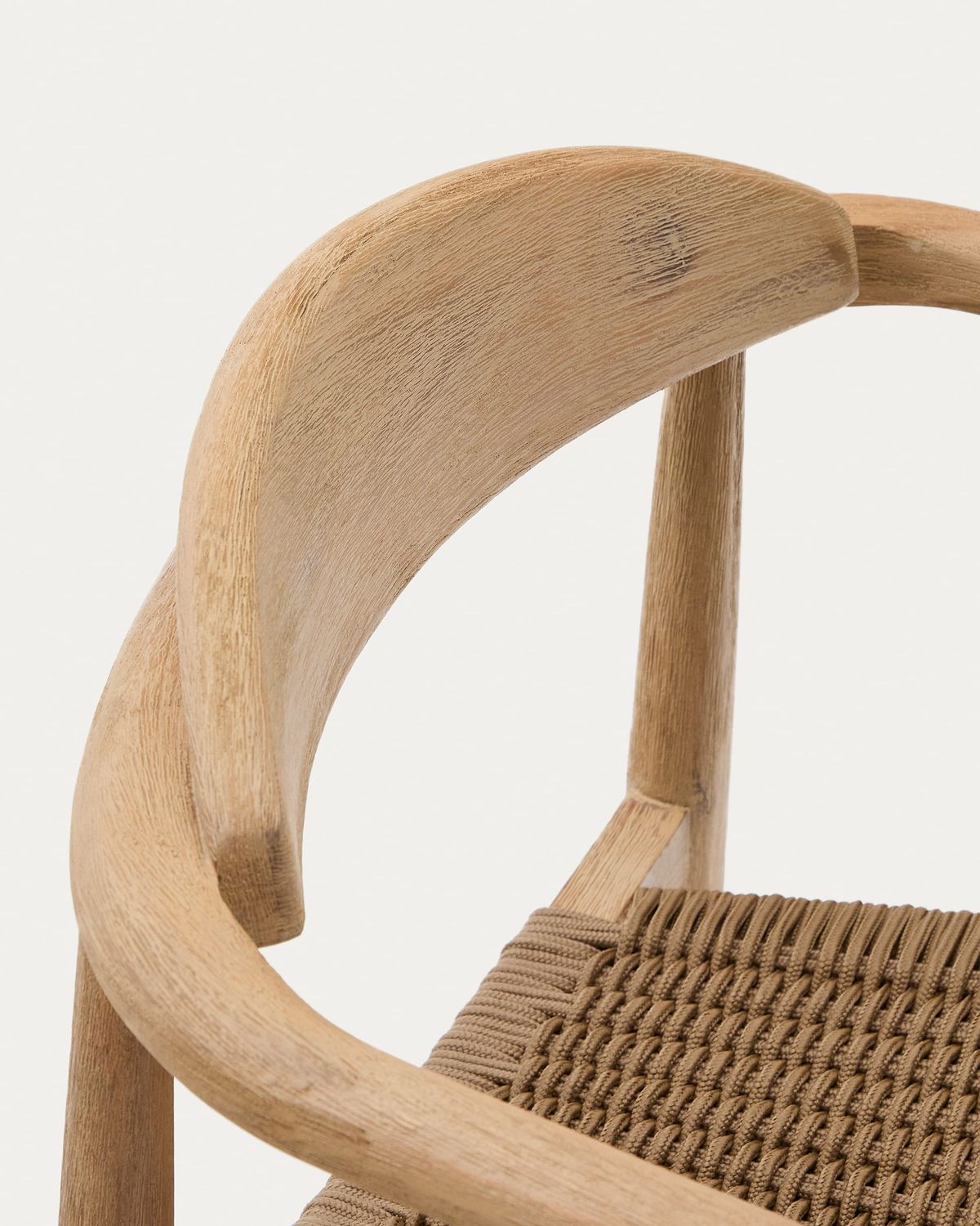 Silla apilable Nina de madera maciza de acacia y cuerda beige FSC 100%