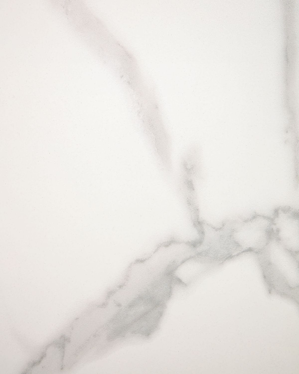 Consola Rewena sobre porcelánico acabado Kalos Blanco y estructura de acero 110 x 75 cm