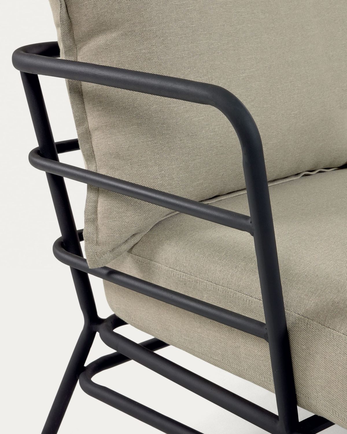 Sillón Mareluz de acero negro
