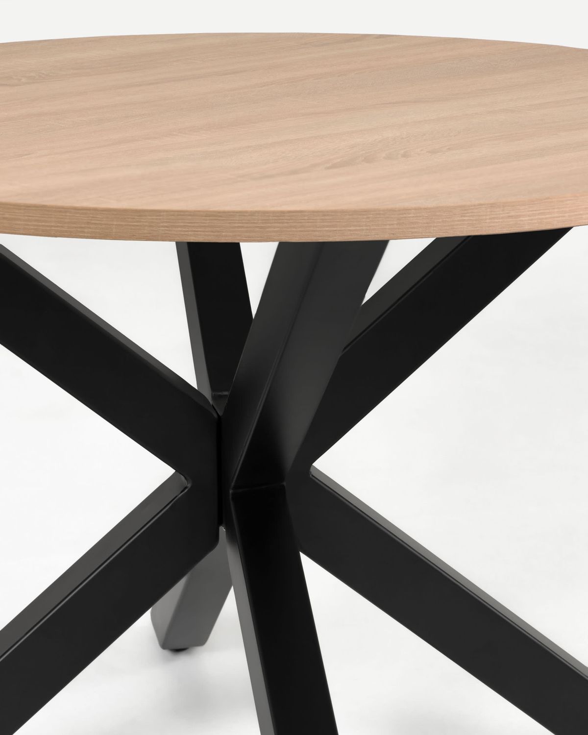 Mesa redonda Argo de melamina acabado natural patas de acero acabado negro Ø 119 cm