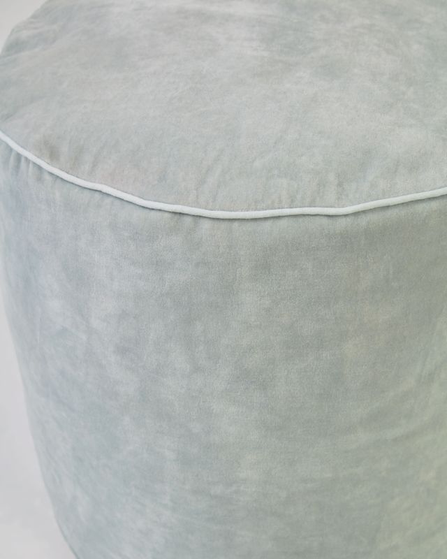 Puf redondo Brunetta de terciopelo turquesa claro Ø 40 cm