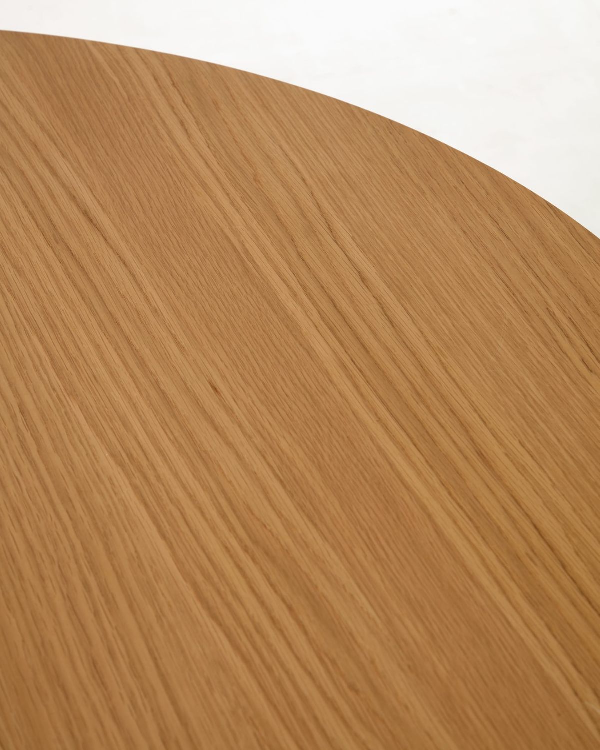 Mesa extensible redonda Oqui chapa de roble y patas de madera maciza Ø 120 (200) x 120 cm