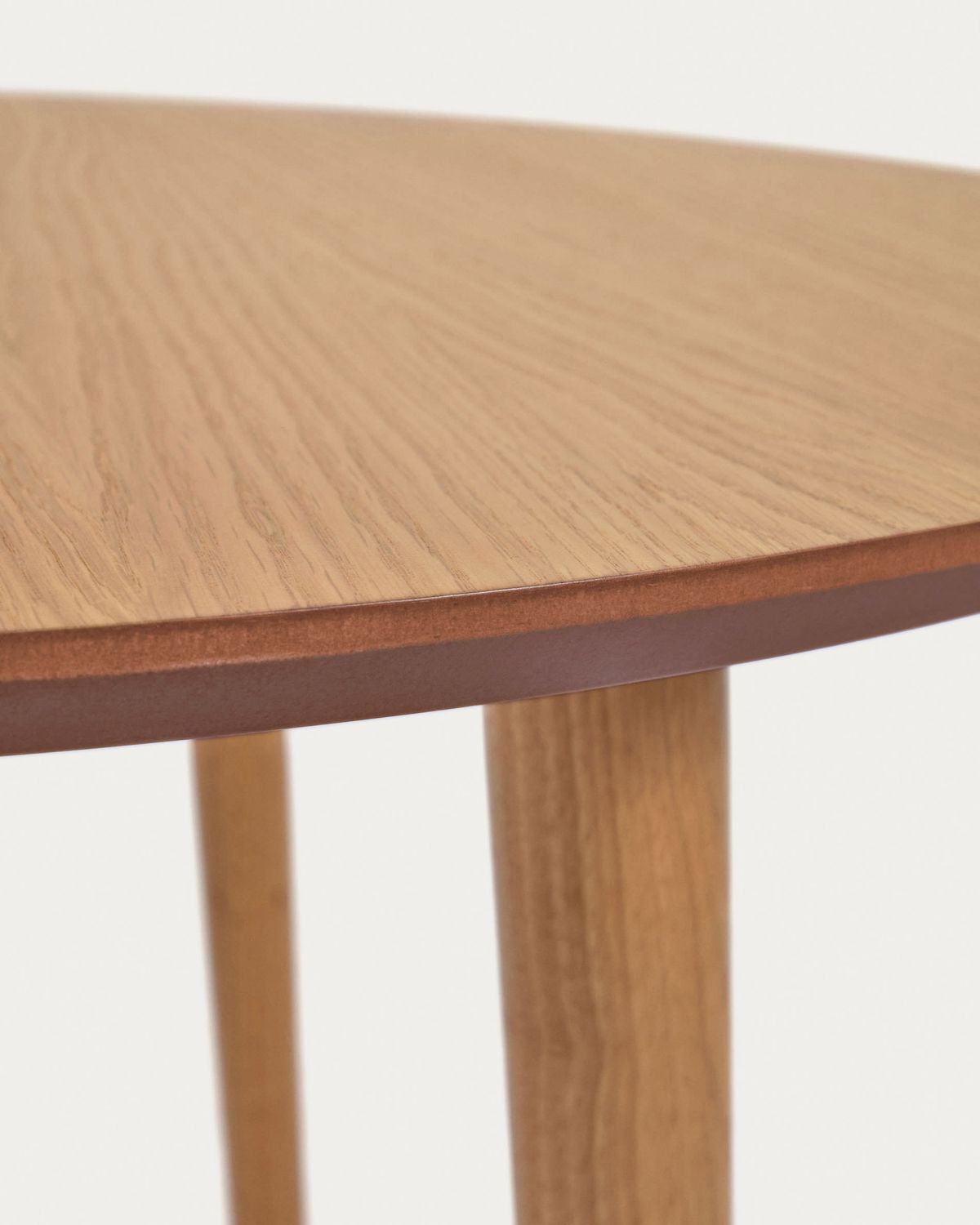Mesa extensible Oqui en chapa de roble y patas de madera maciza 160 (260) x 100 cm
