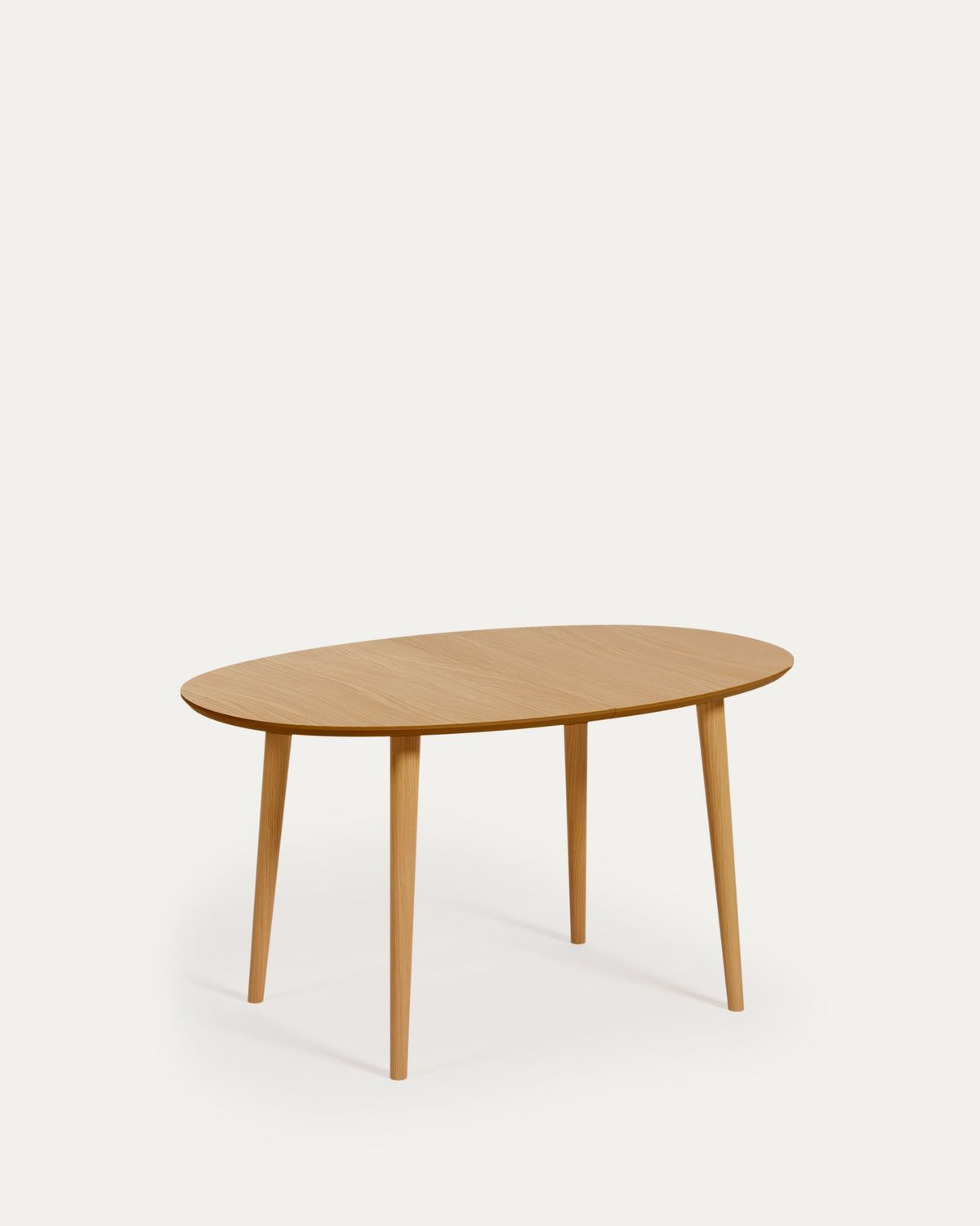 Mesa extensible oval Oqui en chapa de roble y patas de madera maciza Ø 140 (220) x 90 cm