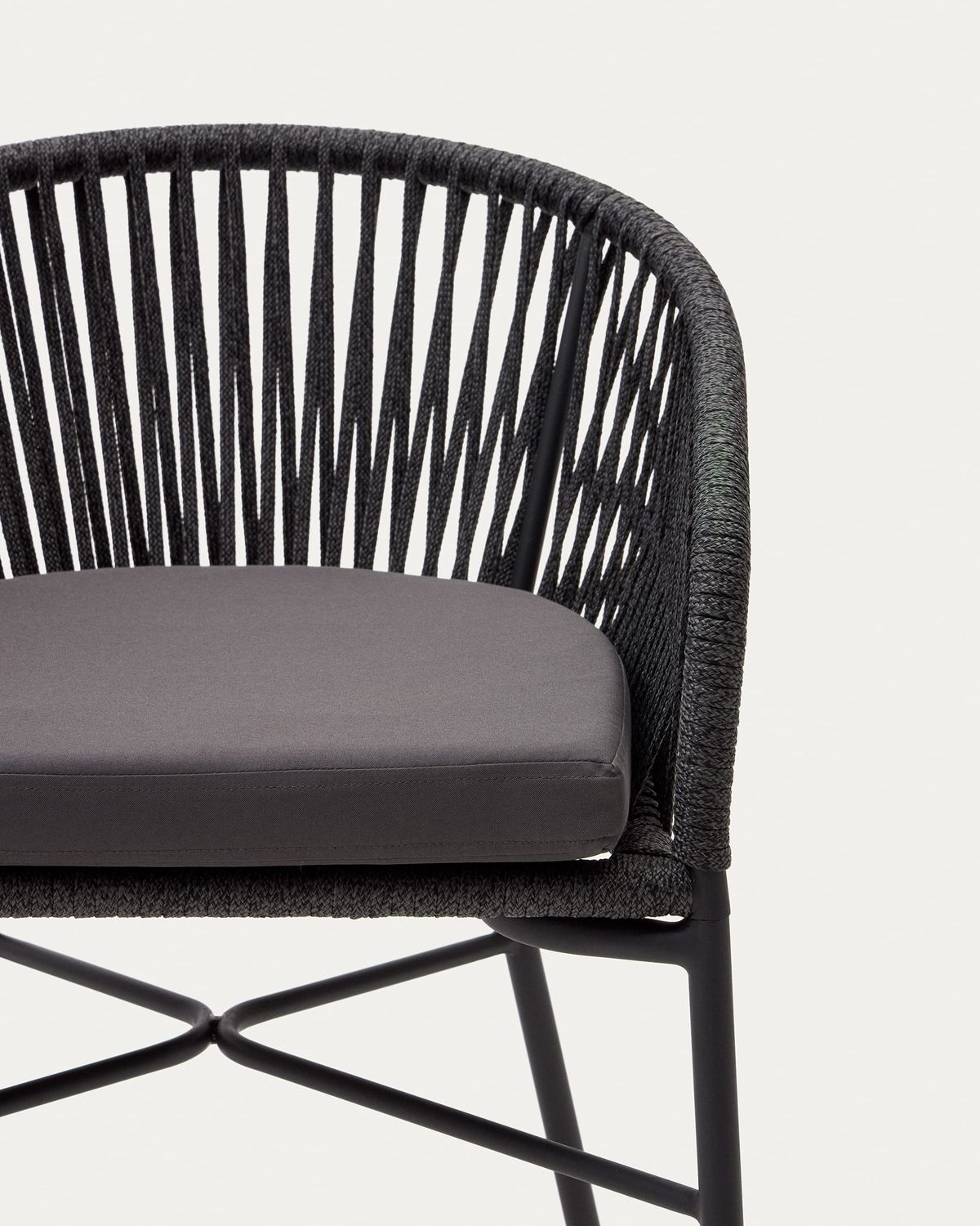 Taburete Yanet de cuerda negra y acero galvanizado altura 65 cm