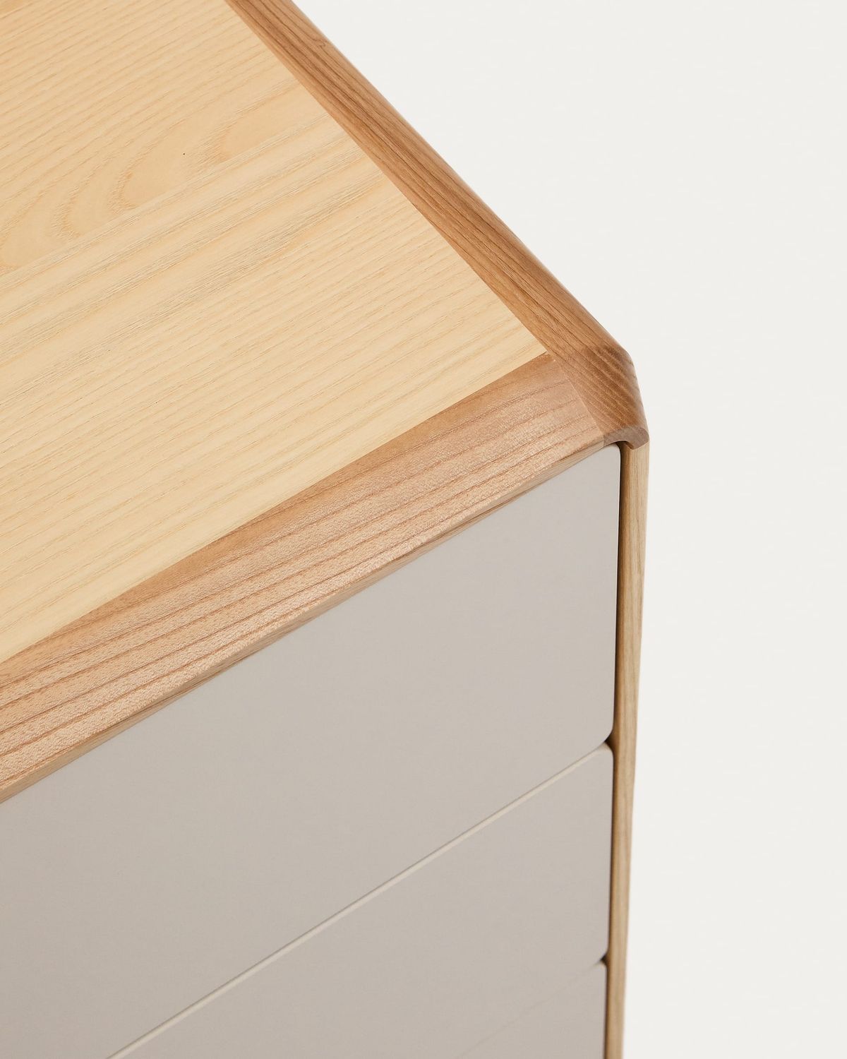 Aparador Anielle 1 puerta y 3 cajones de madera maciza y chapa de fresno 150 x 78 cm