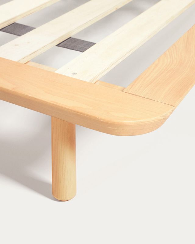 Cama Anielle de madera maciza de fresno para colchón de 90 x 200 cm