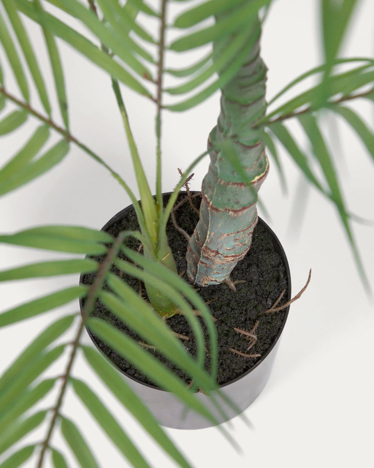 Planta artificial Palmera con maceta negro 70 cm