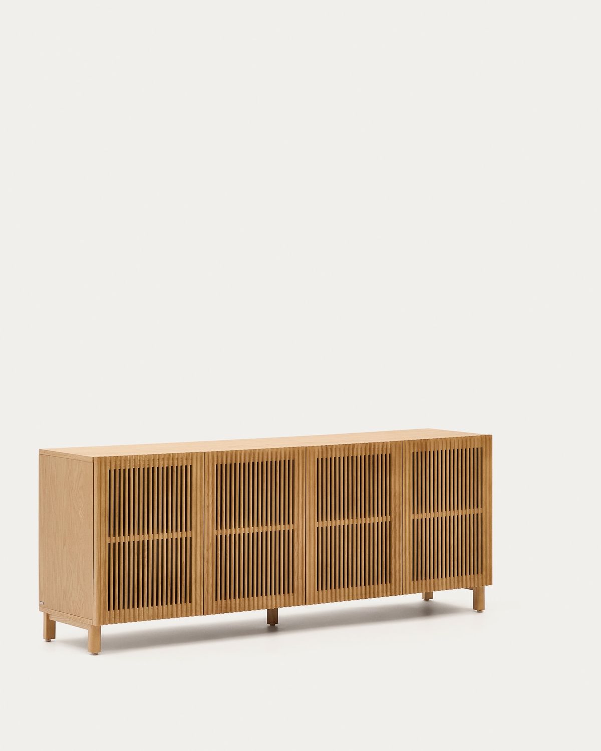 Aparador Beyla 4 puertas de madera maciza de fresno y chapa de roble 180 x 71,5 cm FSC 100%