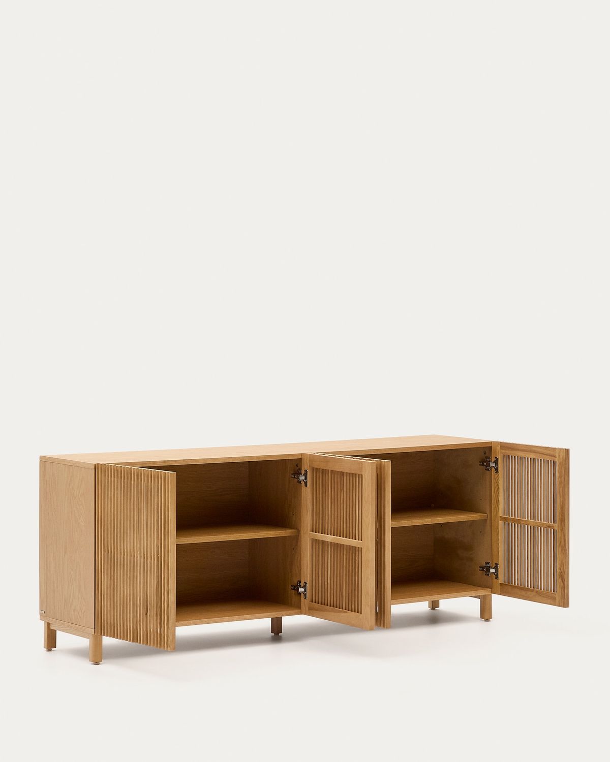 Aparador Beyla 4 puertas de madera maciza de fresno y chapa de roble 180 x 71,5 cm FSC 100%
