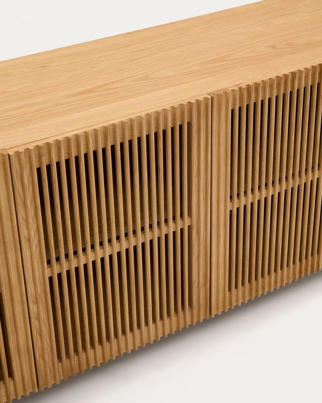 Aparador Beyla 4 puertas de madera maciza de fresno y chapa de roble 180 x 71,5 cm FSC 100%