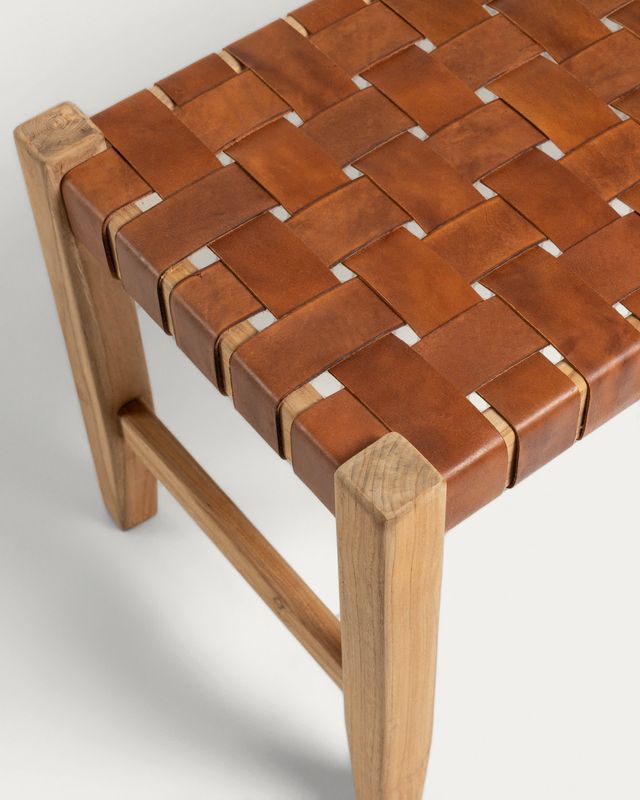 Banco Calixta de piel y madera maciza de teca con acabado natural 120 cm