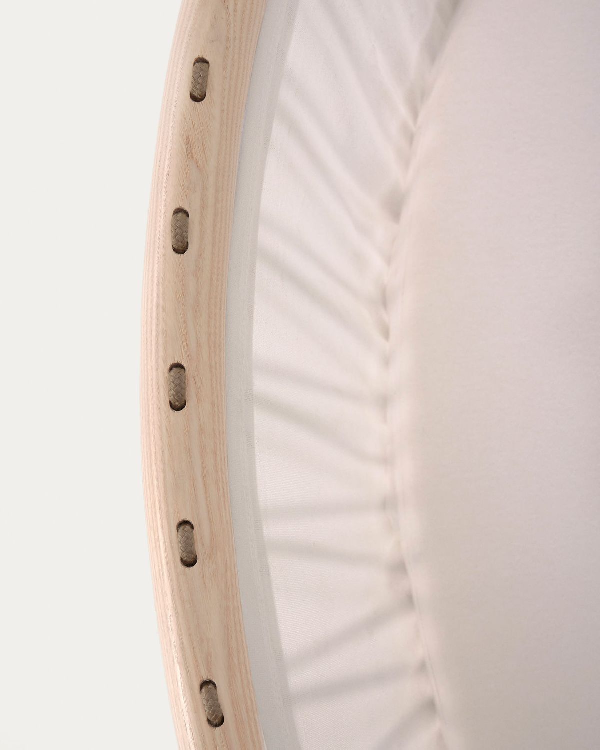 Moisés Leonela de madera maciza fresno y contrachapado 97 x 62 cm FSC 100%