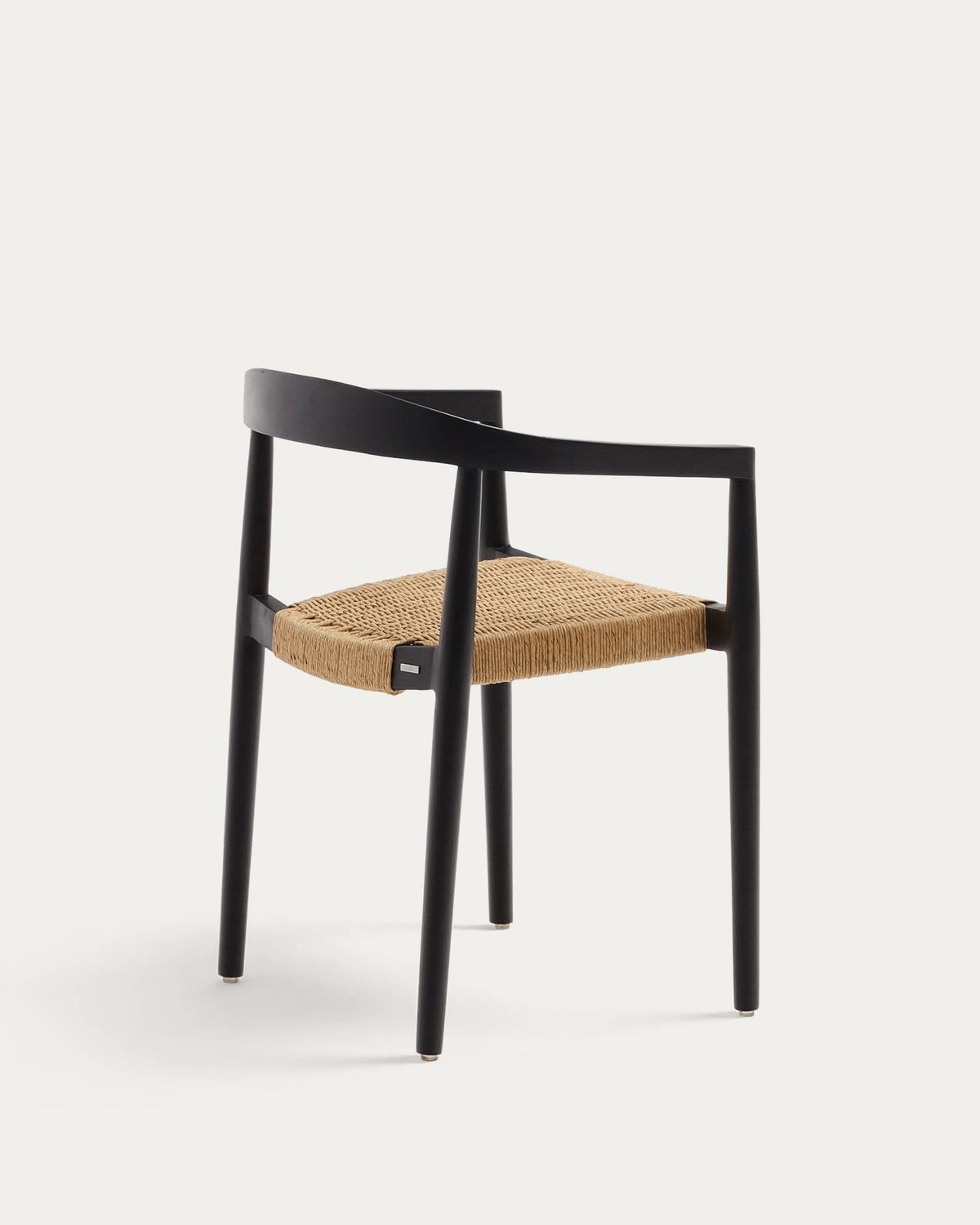 Silla apilable de exterior Ydalia de madera maciza de teca acabado negro y cuerda de ratán sintético
