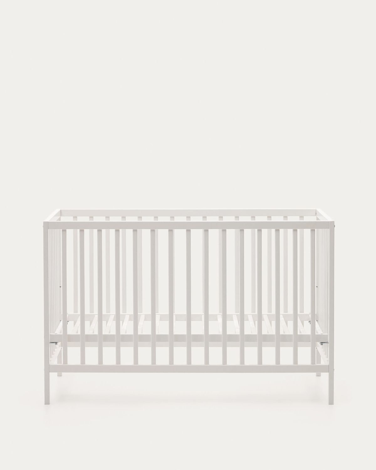 Cuna Shantal de madera maciza de haya acabado blanco 60 x 120 cm