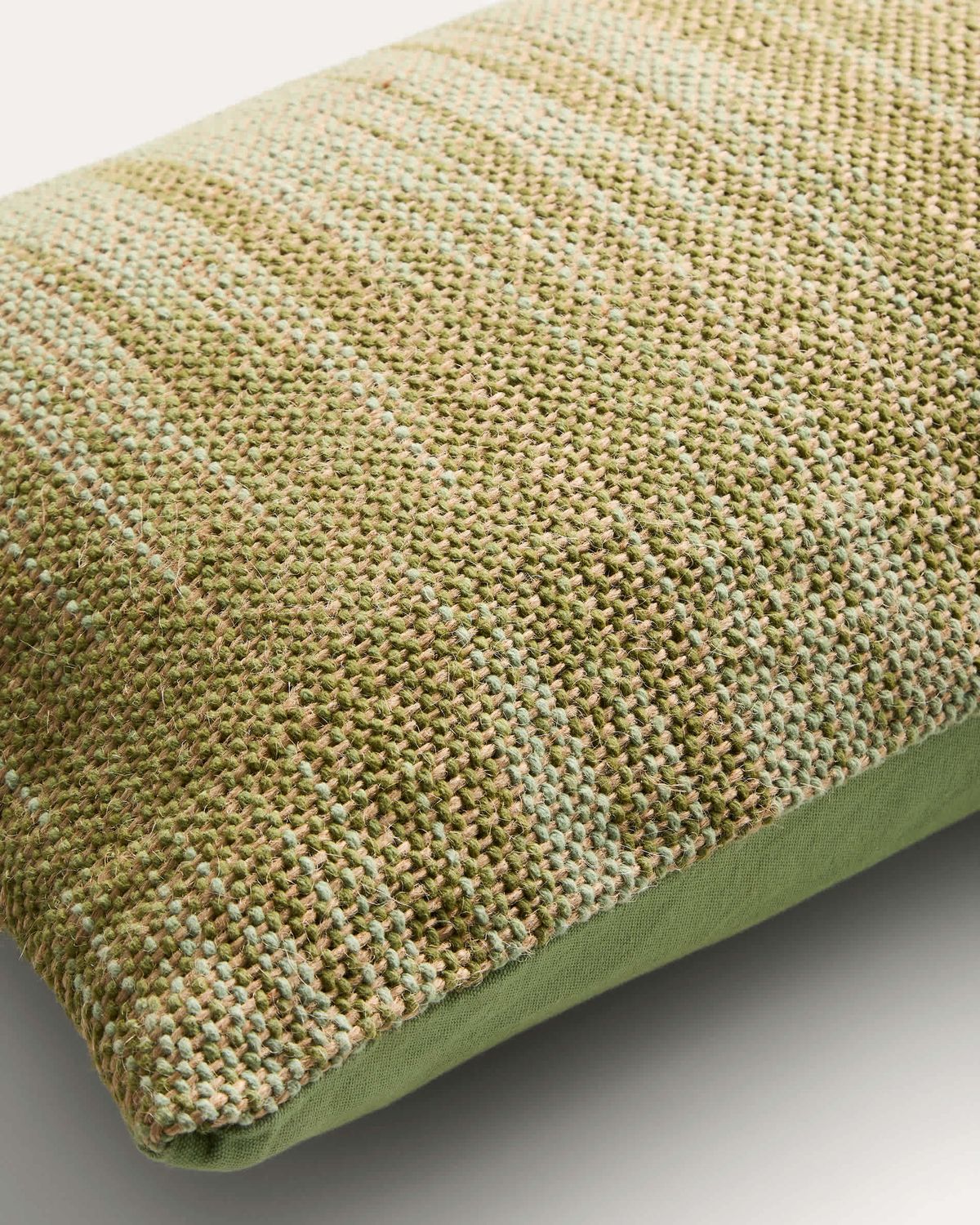 Funda de cojín Liroda de yute con gráfico ikat verde 40 x 60 cm
