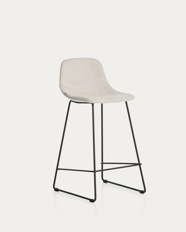 Taburete Zahara de chenilla beige y patas de acero con acabado negro 76 cm FSC 100%