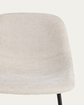 Taburete Zahara de chenilla beige y patas de acero con acabado negro 76 cm FSC 100%