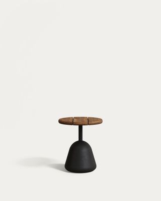 Mesa de centro Saura con sobre de acacia acabado nogal y pie de cemento negro Ø43x48cm