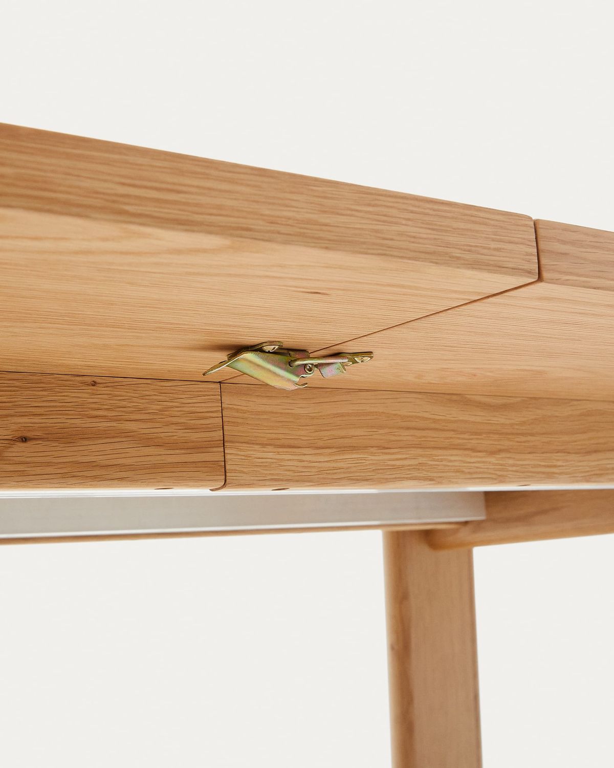Mesa extensible Arlen chapa y madera maciza roble acabado natural 200(250)x95cm FSC Mix Credit