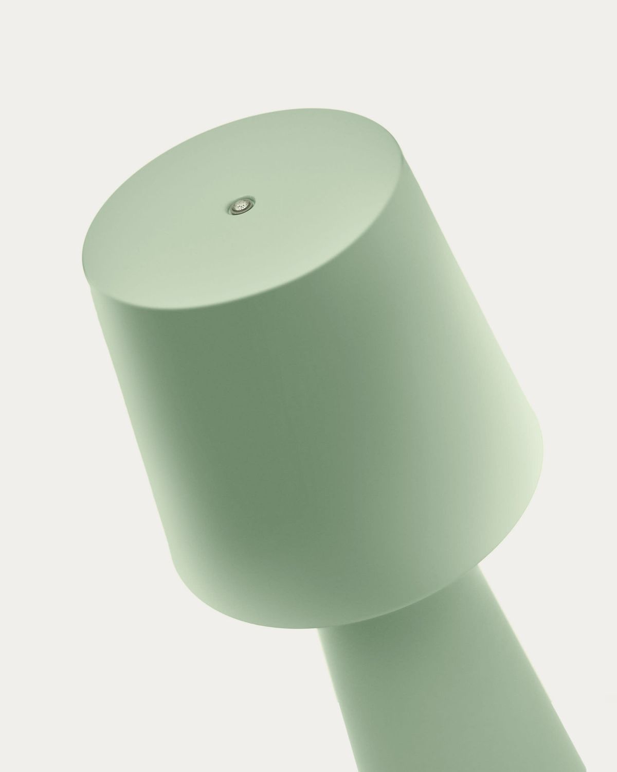 Lámpara de mesa grande de exterior Arenys de metal con acabado pintado verde claro