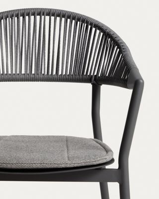 Silla apilable de exterior Alimia de aluminio grafito y cuerda sintética gris