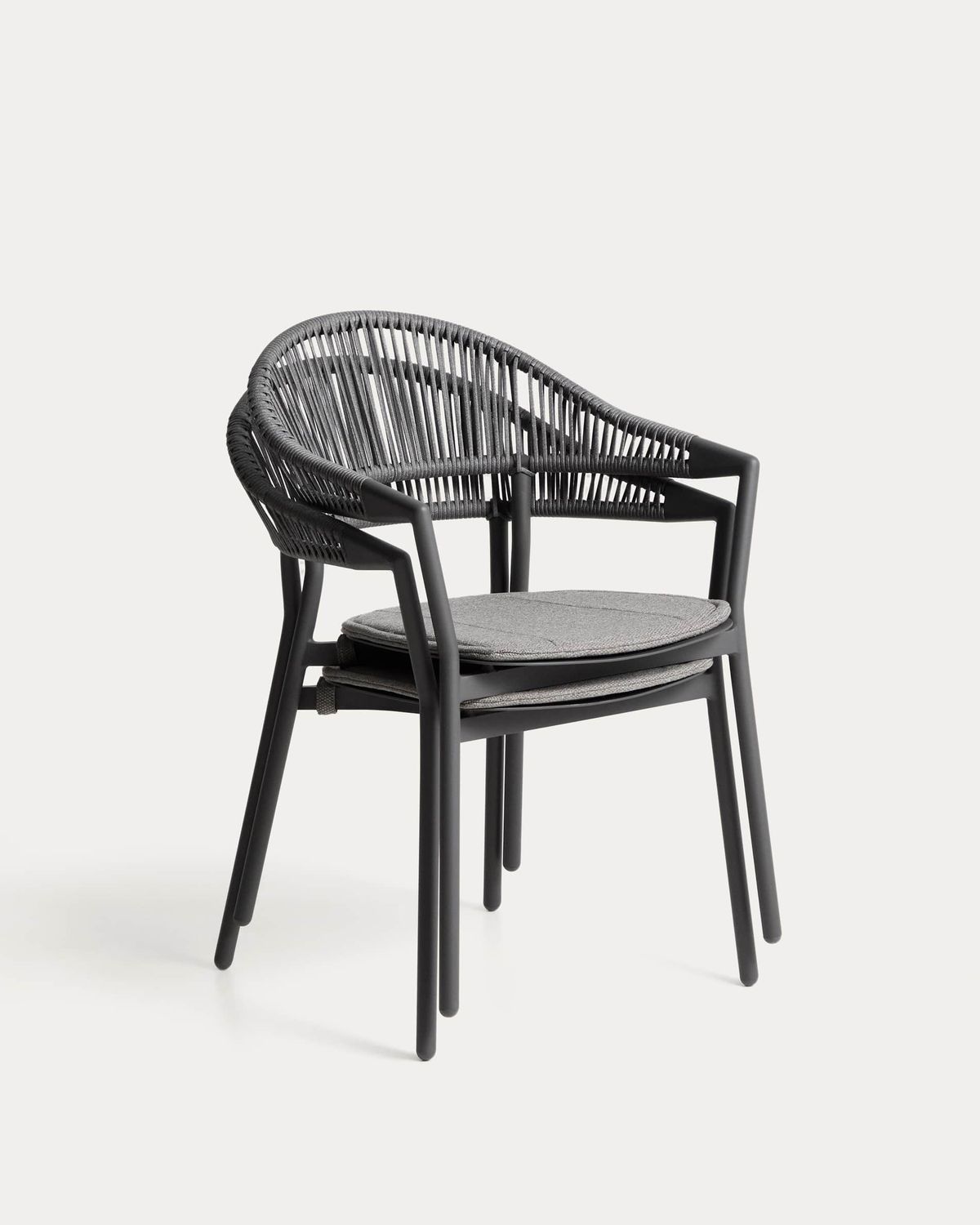 Silla apilable de exterior Alimia de aluminio grafito y cuerda sintética gris