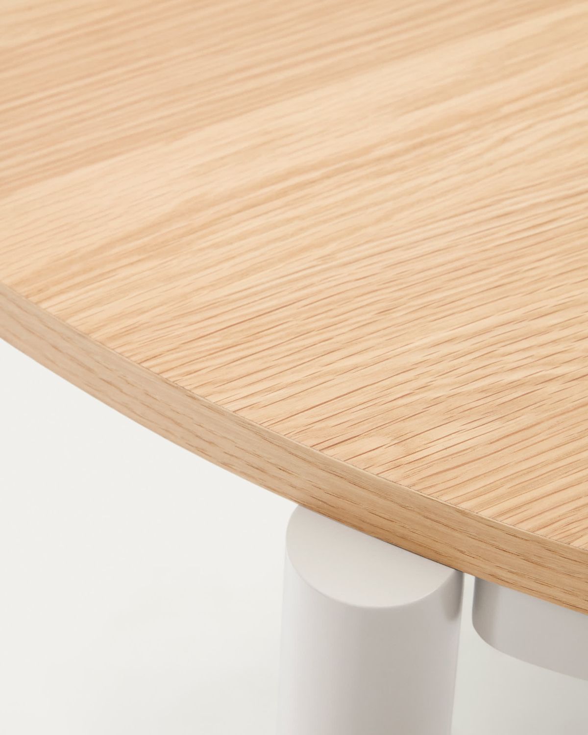 Mesa extensible redonda Montuiri chapa de roble y patas de acero acabado gris Ø 120 (200) cm