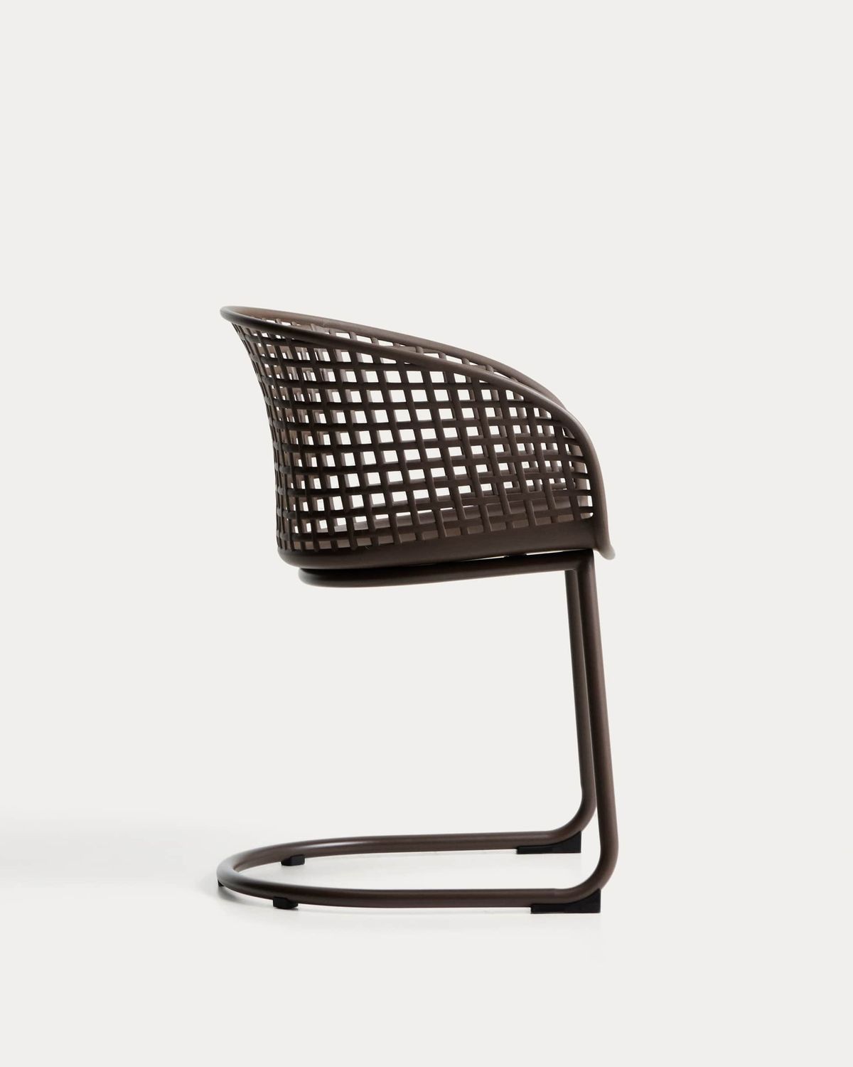 Silla de exterior Tenaro de plástico con estructura de acero marrón