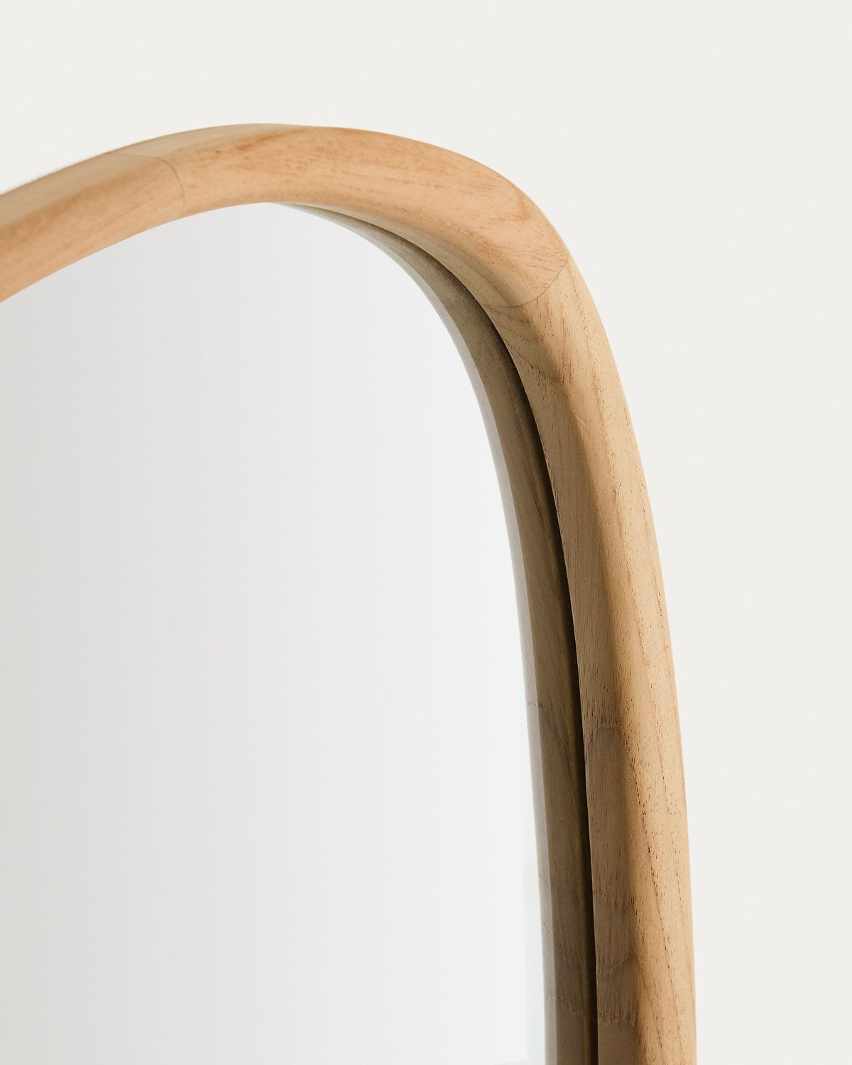 Espejo Alura de madera de teca  FSC 100% 45,5 x 47 cm