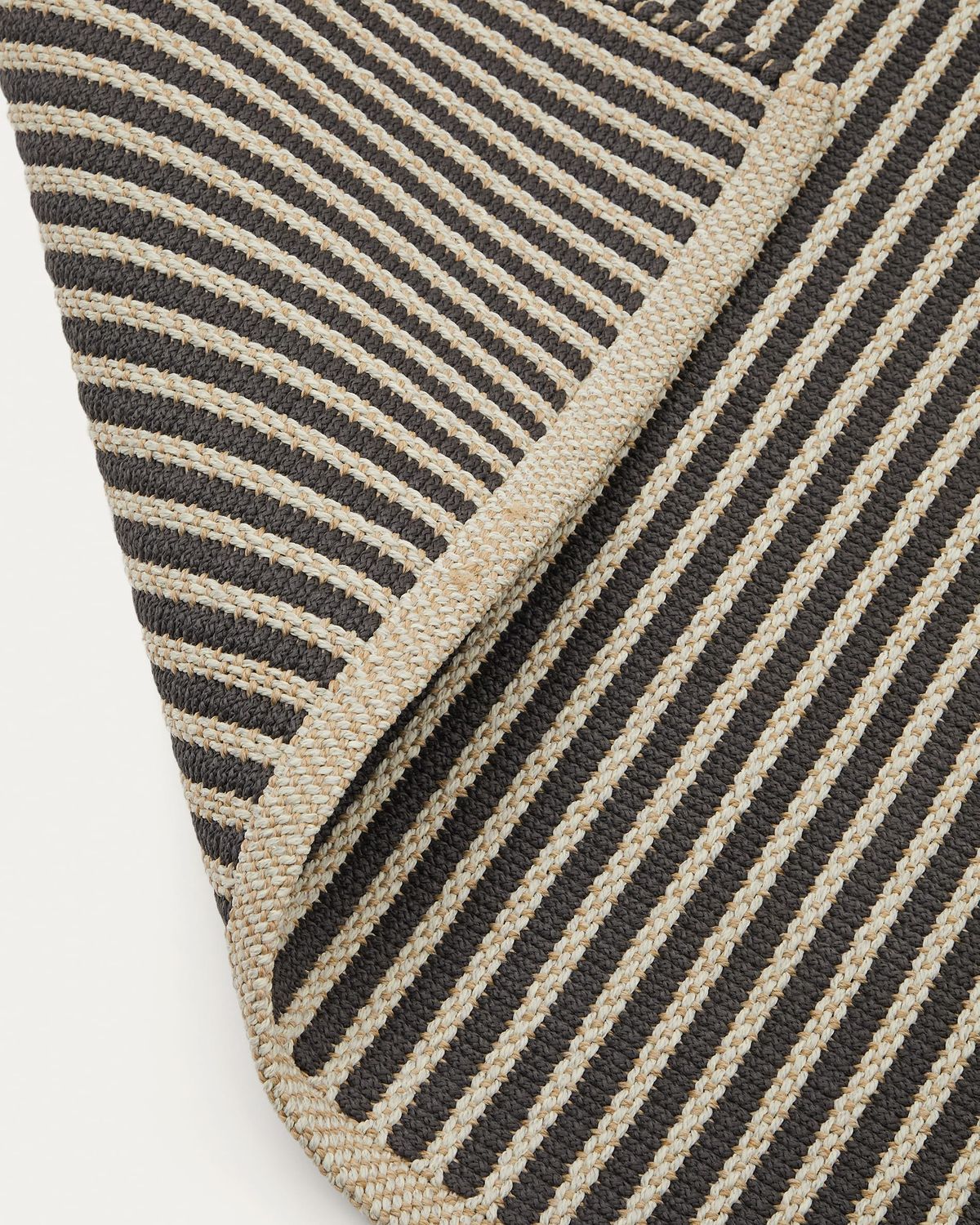Alfombra Satanca de fibras sintéticas con rayas beige y negro 160 x 230 cm