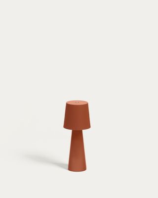 Lámpara de mesa pequeña de exterior Arenys de metal con acabado pintado terracota