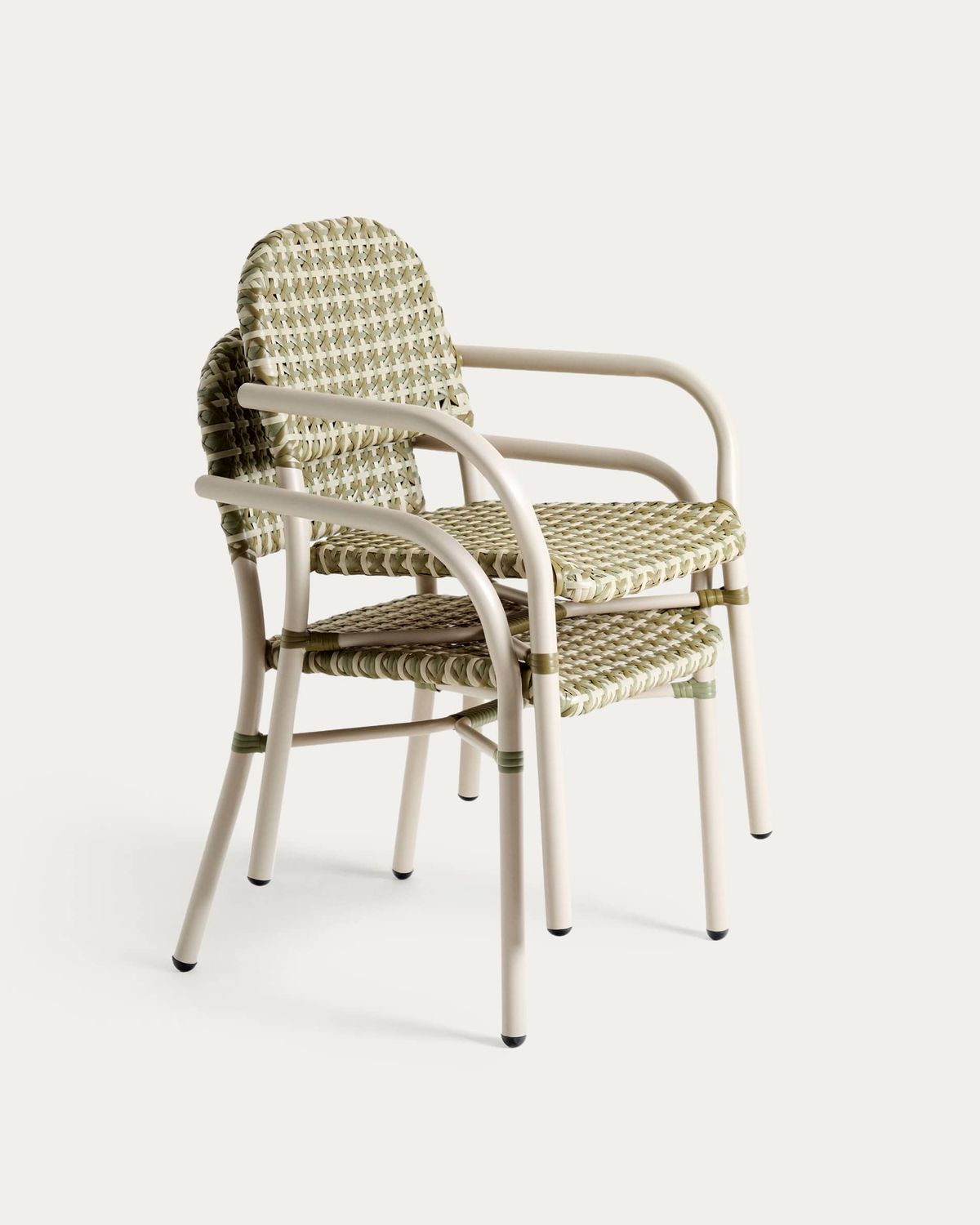 Silla apilable Tuccia de aluminio y ratán sintético verde y beige