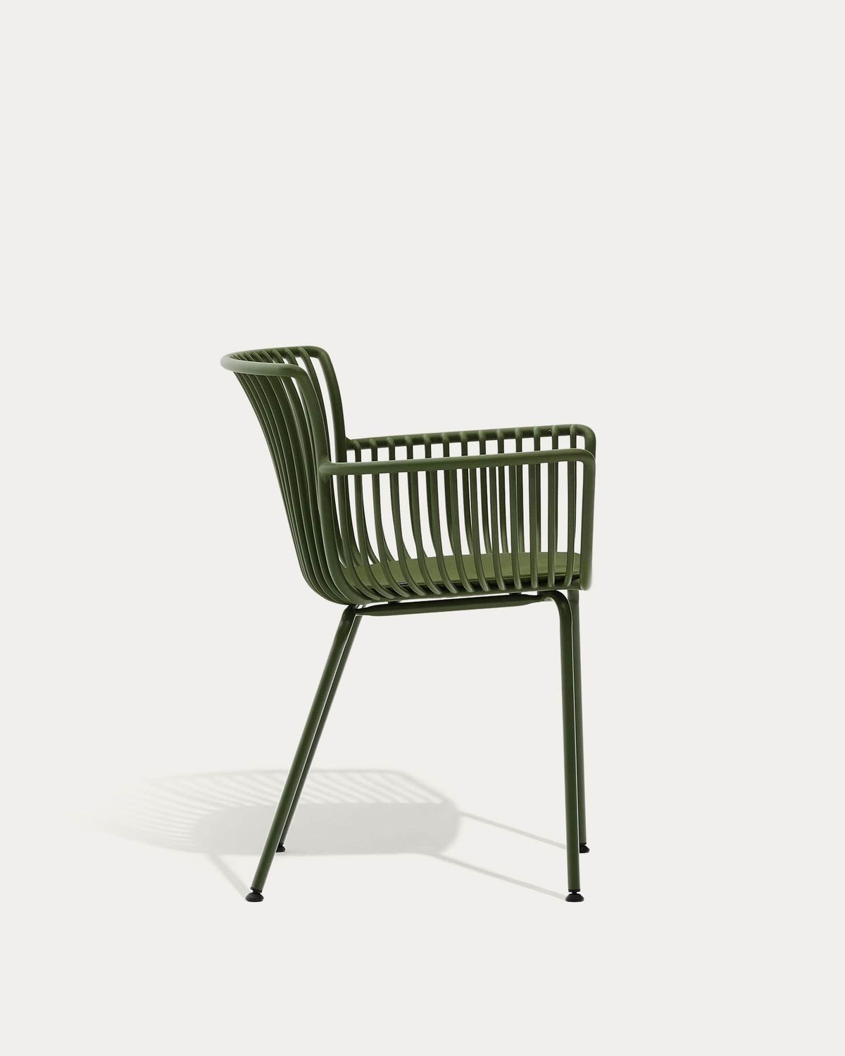 Silla de exterior Surpika con patas de acero verde
