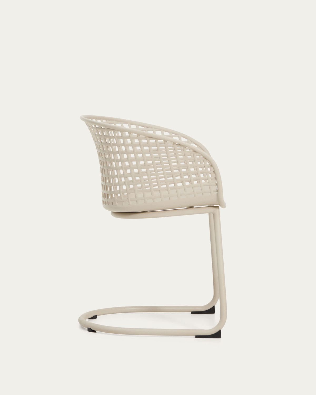 Silla de exterior Tenaro de plástico con estructura de acero beige