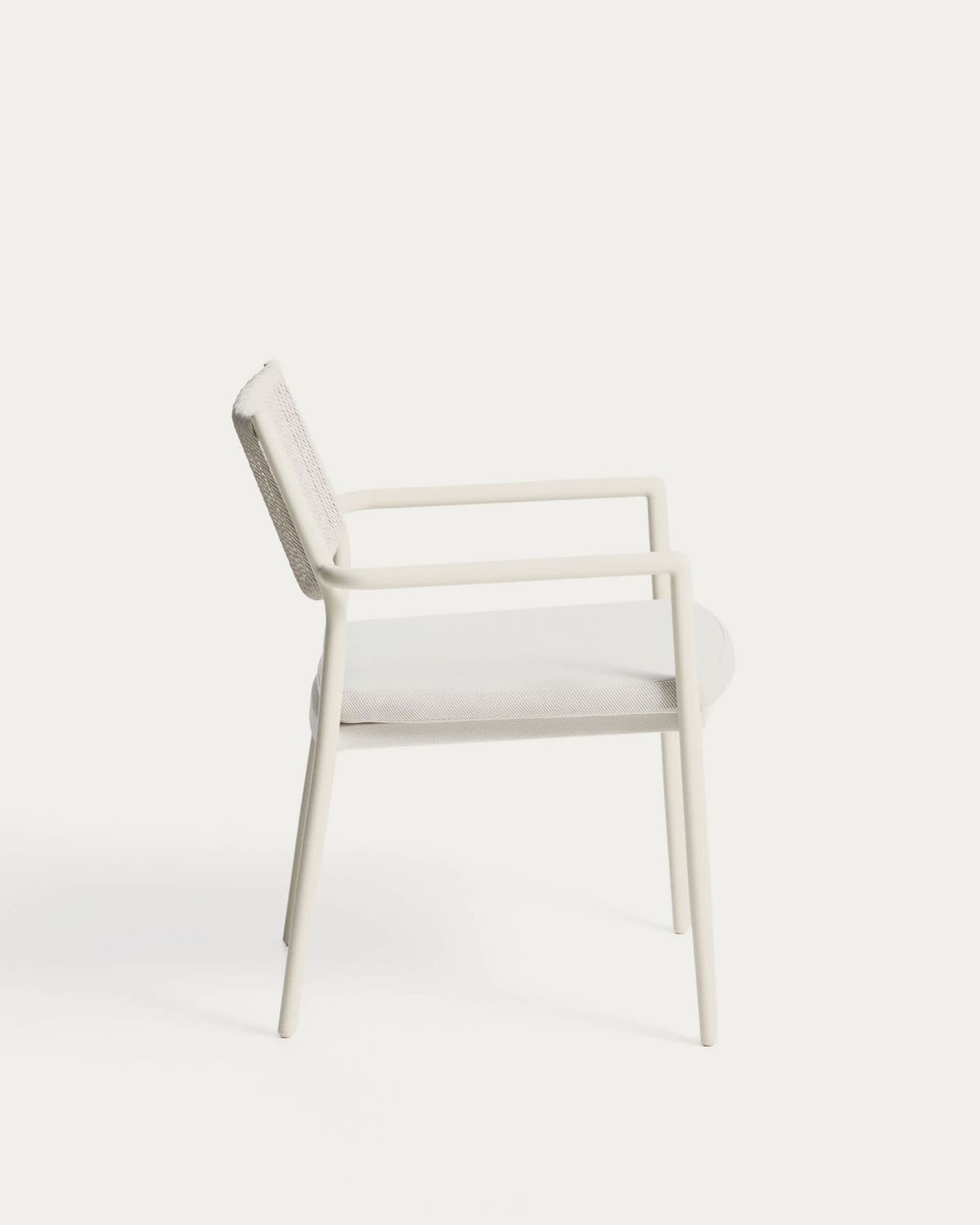 Silla apilable de exterior Argasi de aluminio crudo y cuerda sintética gris