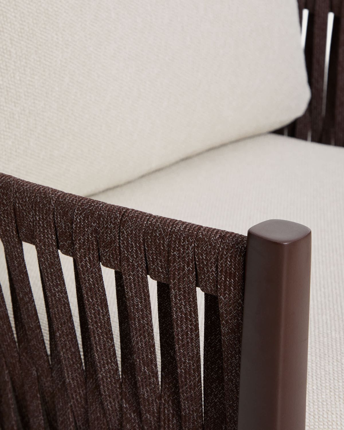 Set Aleria de sofá 3 plazas, 2 sillones y mesa de centro de aluminio y cuerda sintética marrón
