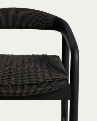 Taburete Derile de madera maciza de roble acabado negro y cuerda de papel negro FSC Mix Credit 65 cm