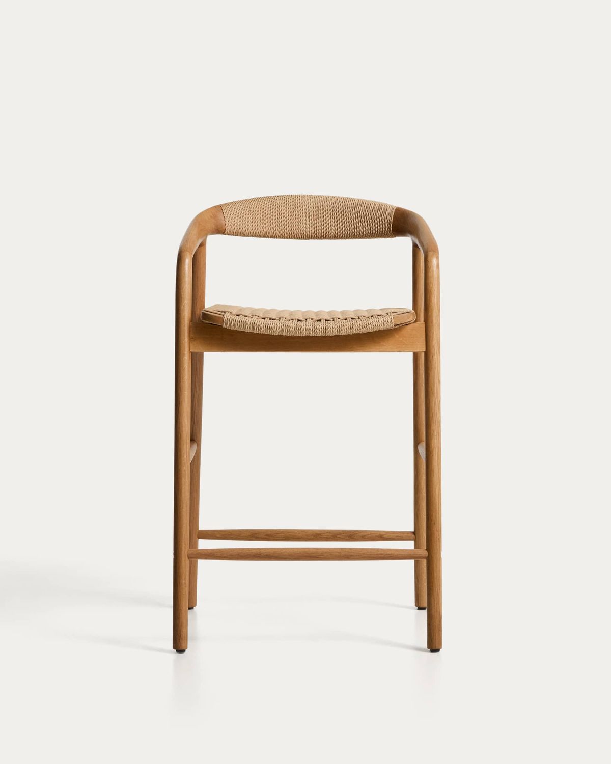 Taburete Derile de madera maciza de roble acabado tono natural y cuerda de papel beige FSC Mix Credit 65 cm