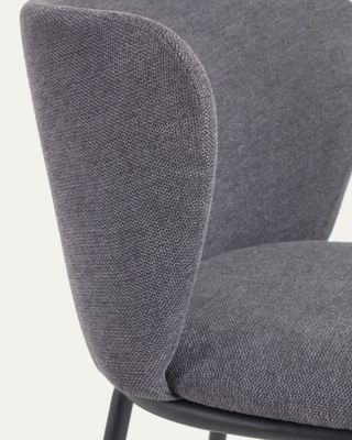 Taburete Ciselia de chenilla gris oscuro y patas de acero negro 75 cm FSC Mix Credit