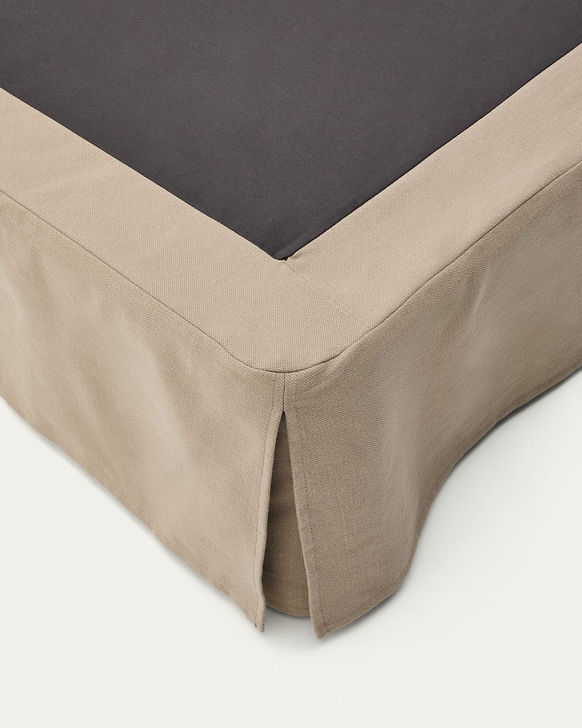 Base desenfundable Jaira de lino y algodón topo para colchón de 180x200cm