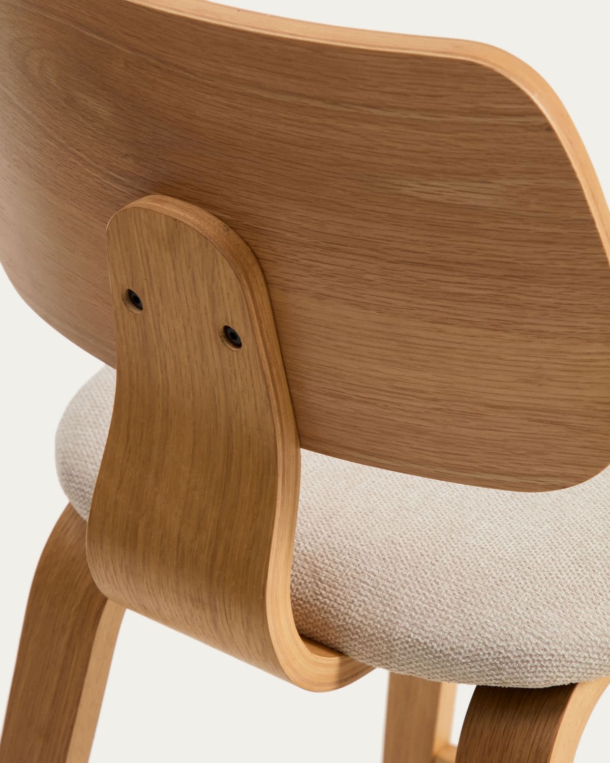 Taburete Gena de chapa de roble y chenilla beige 65cm